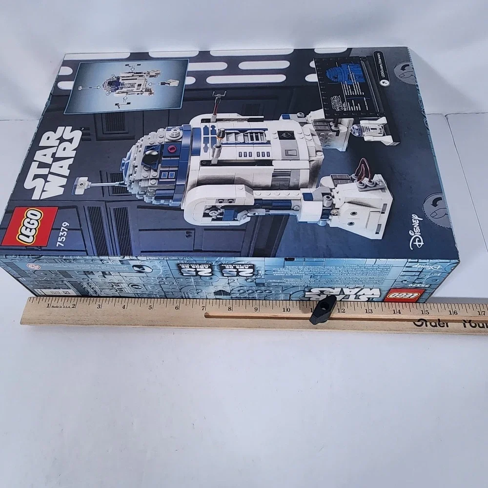 LEGO Star Wars R2-D2 75379 Sealed 1050 Pieces Darth Malak Minifigure NEW